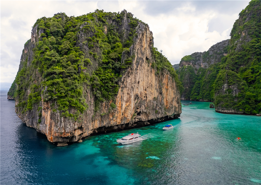 Gallery image for Phi Phi + Maya + Bamboo Island By Power Catamaran (Premium)