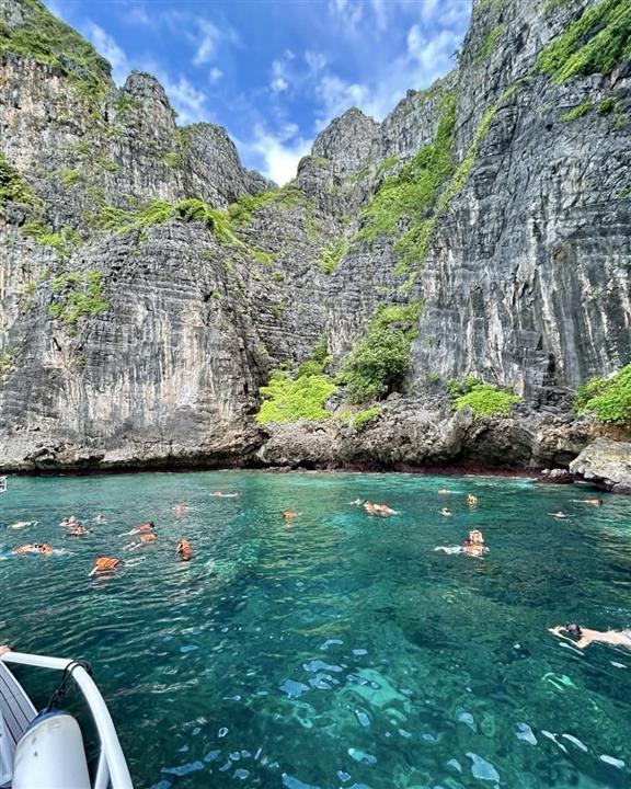 Gallery image for Phi Phi + Maya + Bamboo Island By Power Catamaran (Premium)
