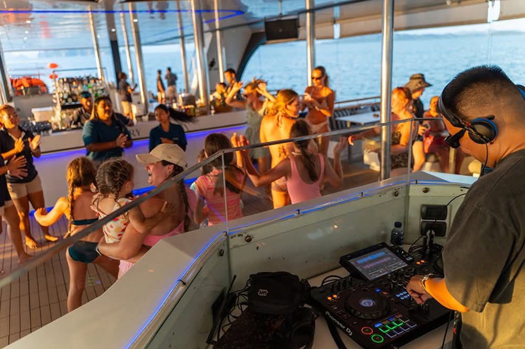 Gallery image for Exploring The Phang Nga Bay By Seanery Cruise.